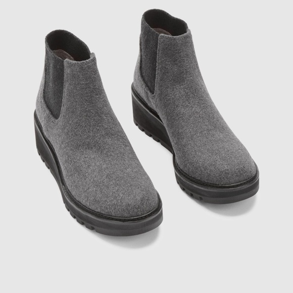 Eileen Fisher Chelsea Grey Wedge Bootie in Fleece - Picture 1 of 11